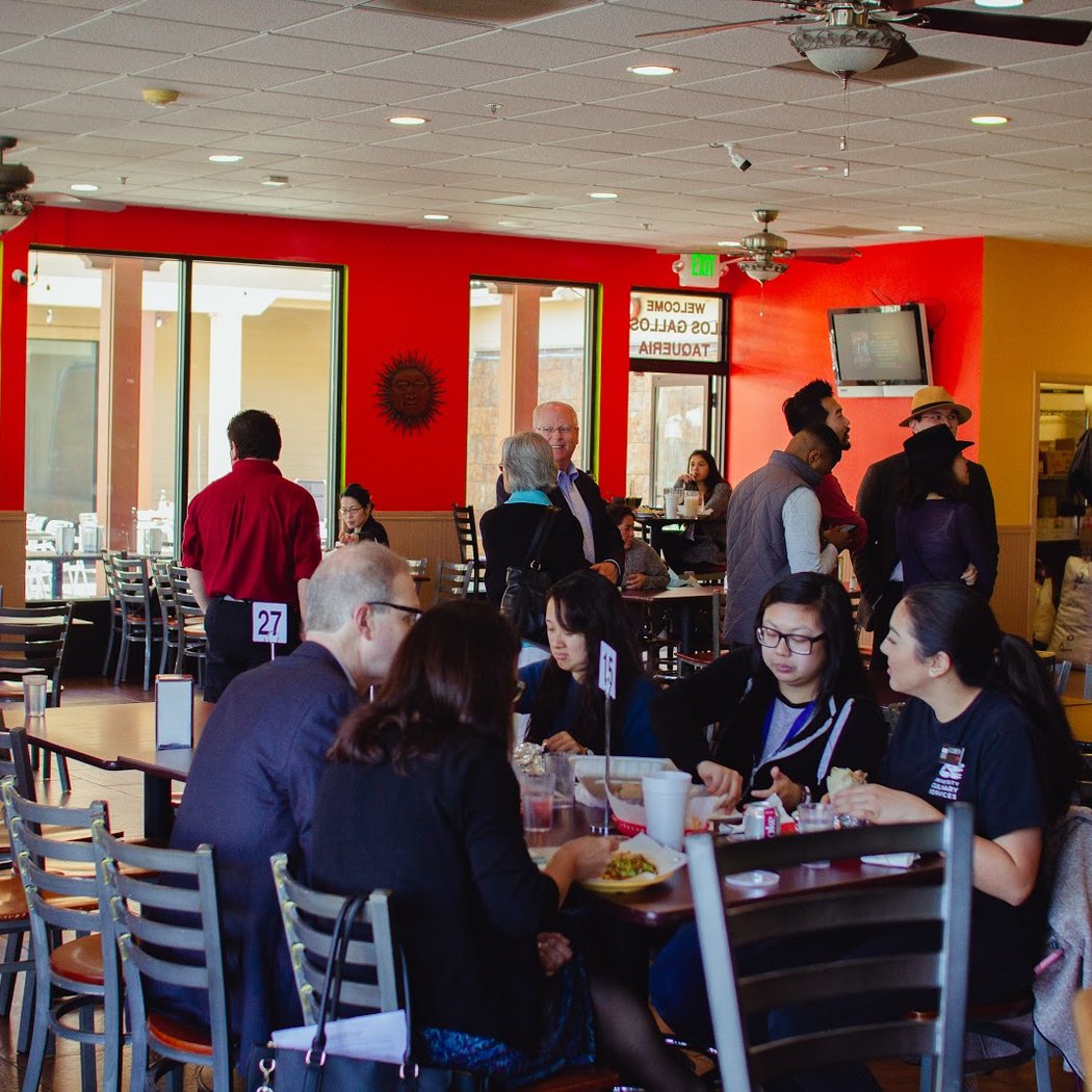 Los Gallos Taqueria 2