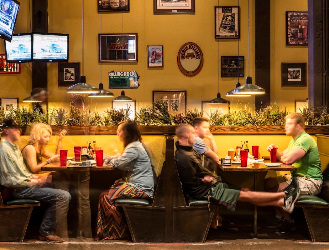 Cricket's Draft House & Grill 1