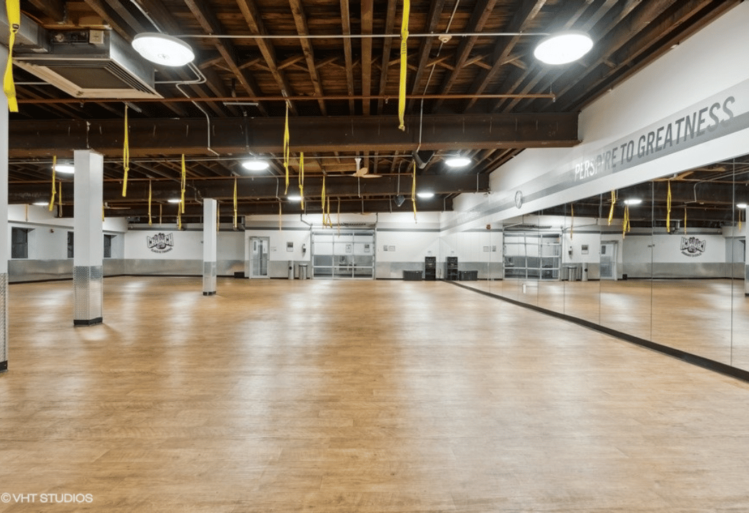 Crunch Fitness - Crown Heights 3