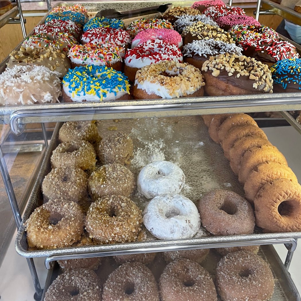 Donut Den 1