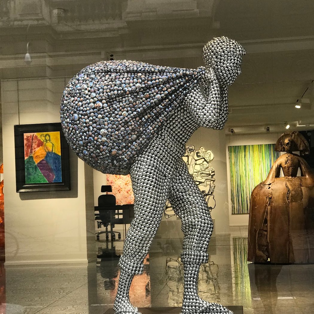 Opera Gallery 3