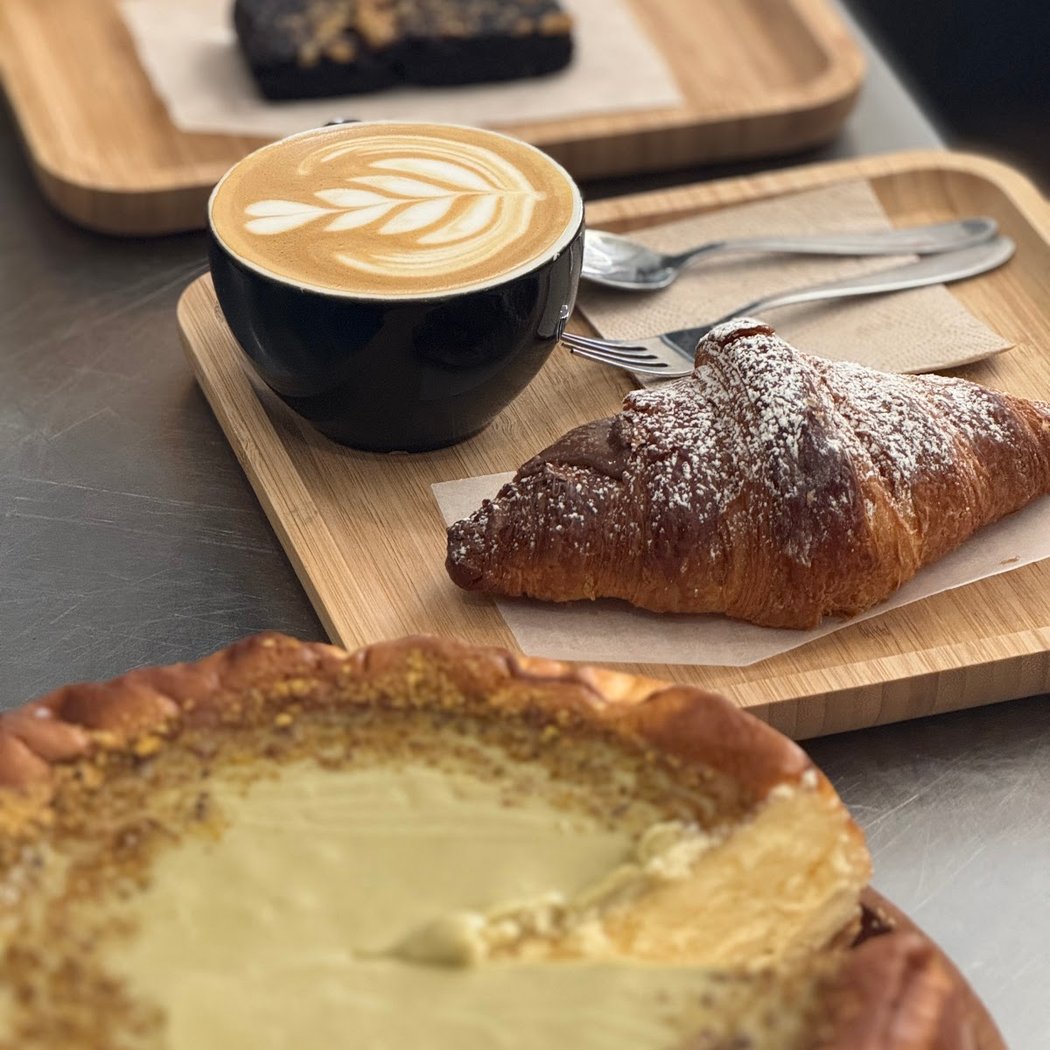 JESTER COFFEE & JUICE 3