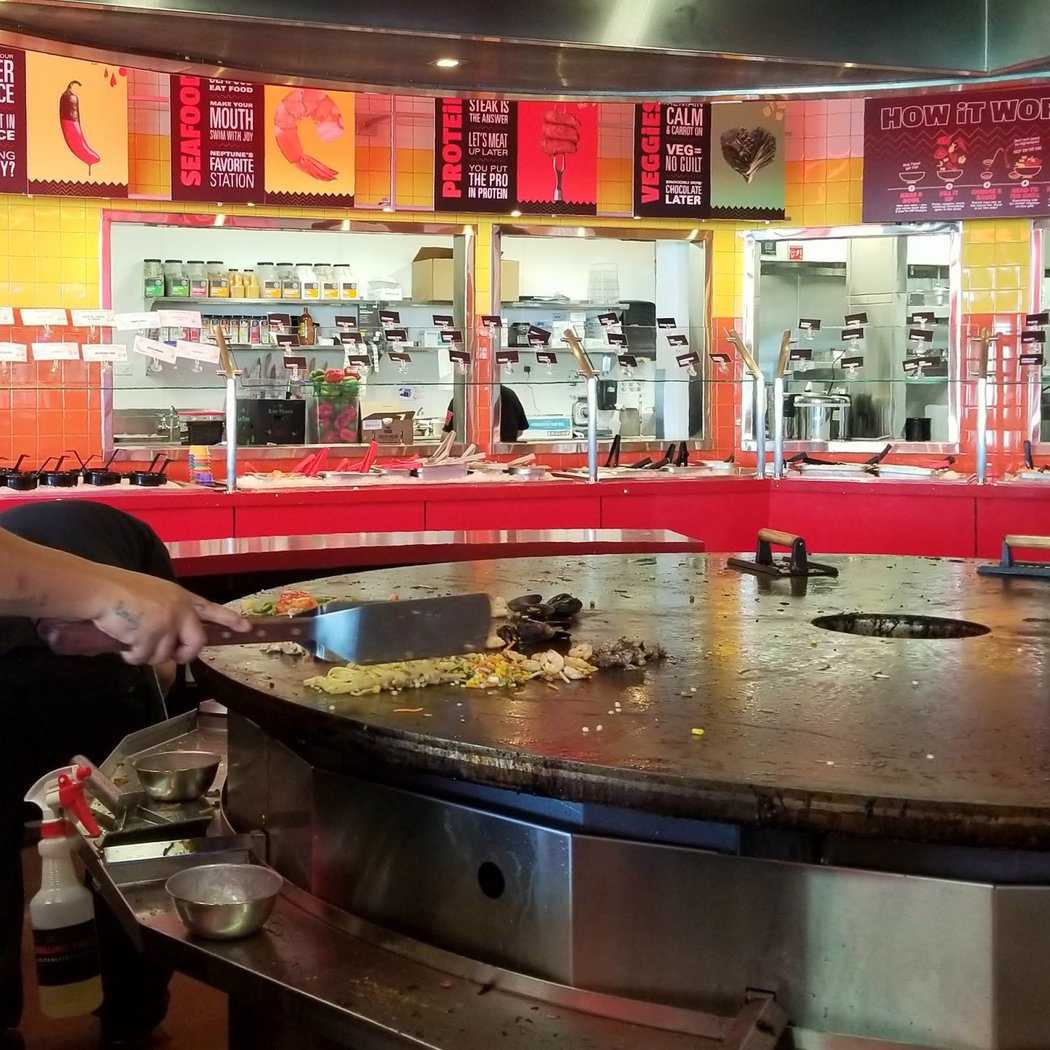 FiRE+iCE Interactive Grill & Bar 3