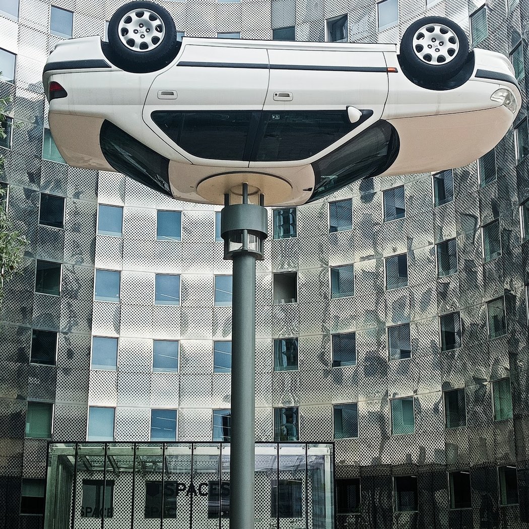 La Voiture Lampadaire de Benedetto Bufalino 2