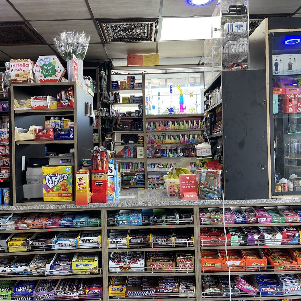 Kings 18th Ave Grill Zone Inc 3