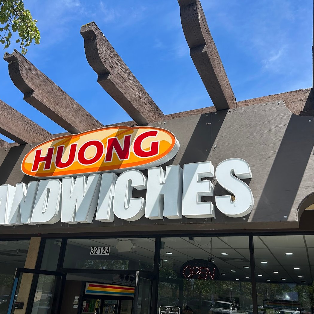 Huong Sandwiches 2