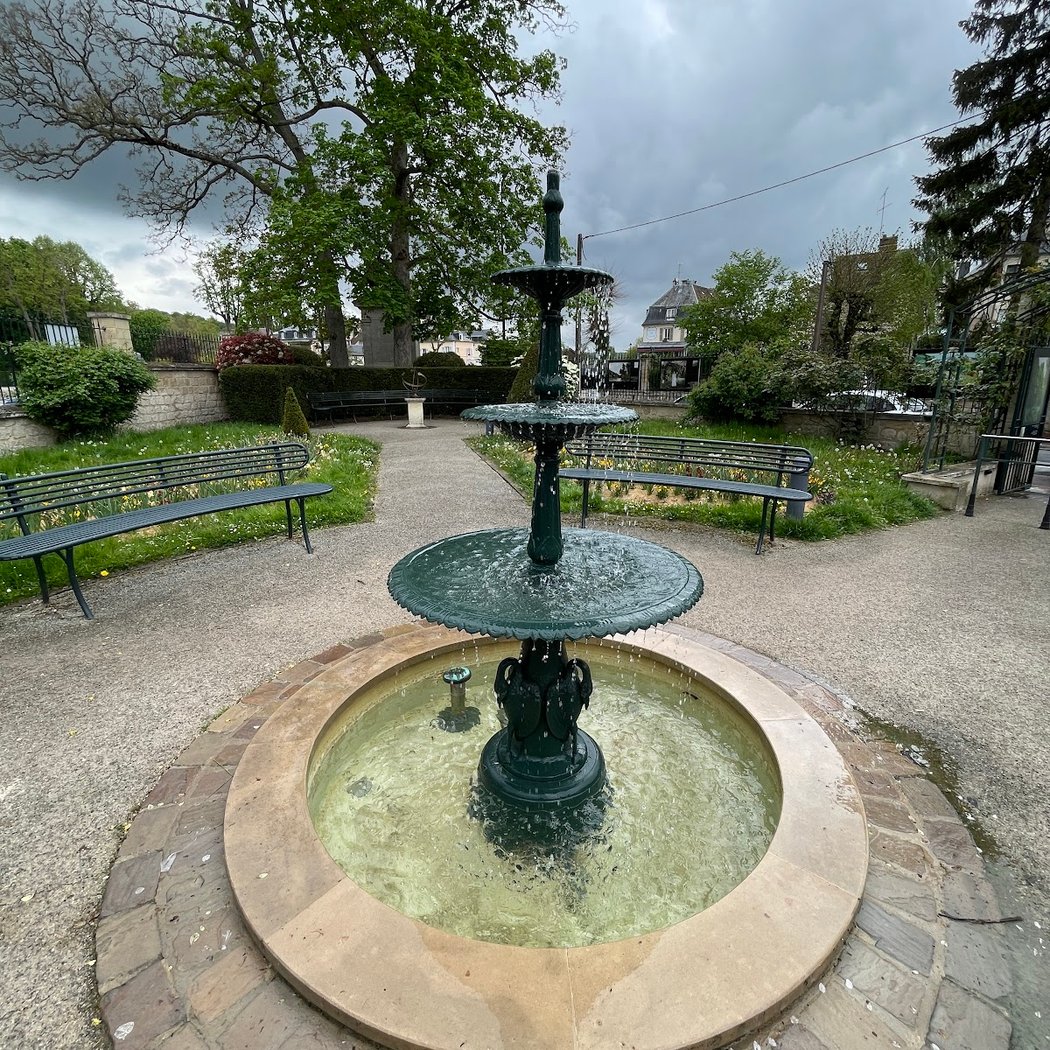 La Roseraie Jules Dupré 2