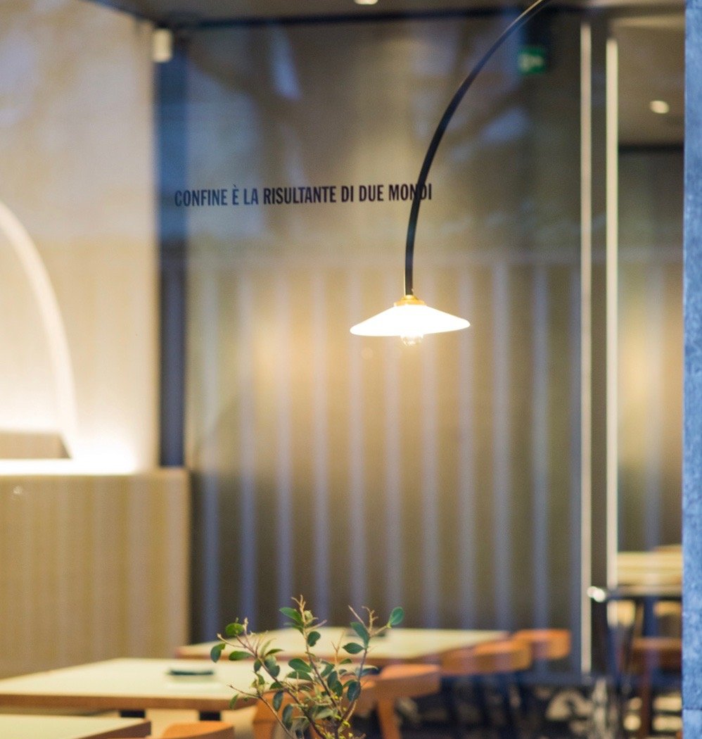 CONFINE - PIZZA E CANTINA 2
