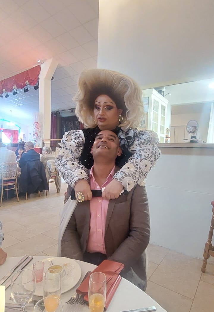 Cabaret Folie Paradis 1