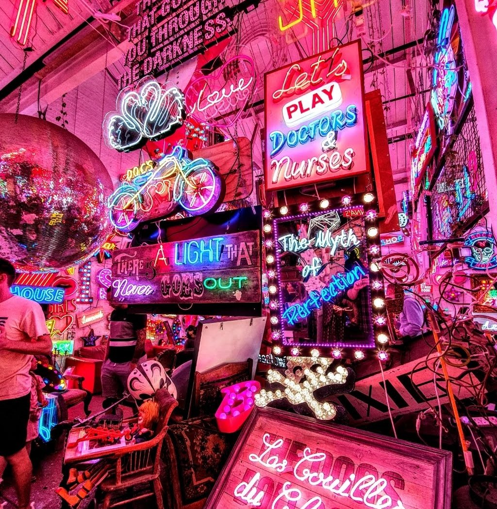 God's Own Junkyard 2