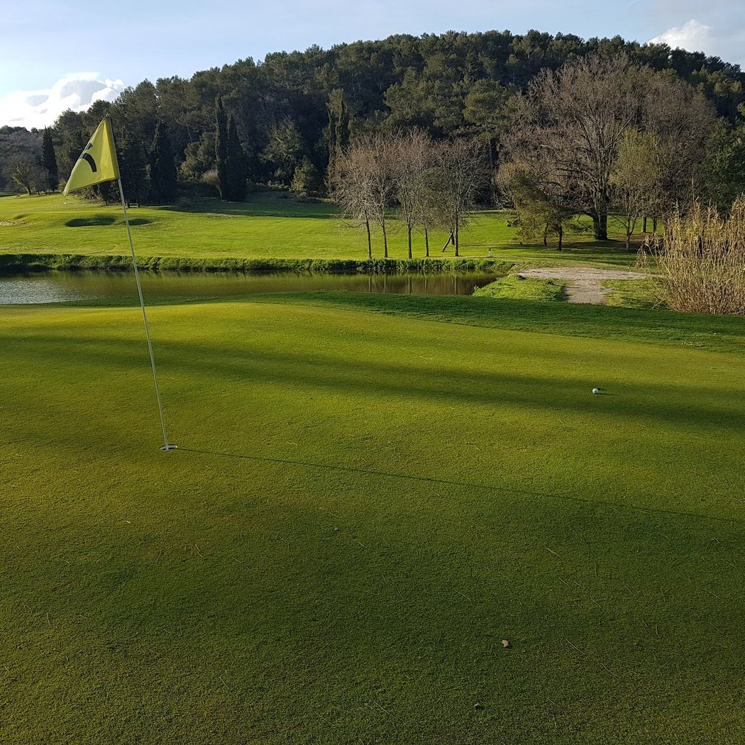 Victoria Golf Club 3