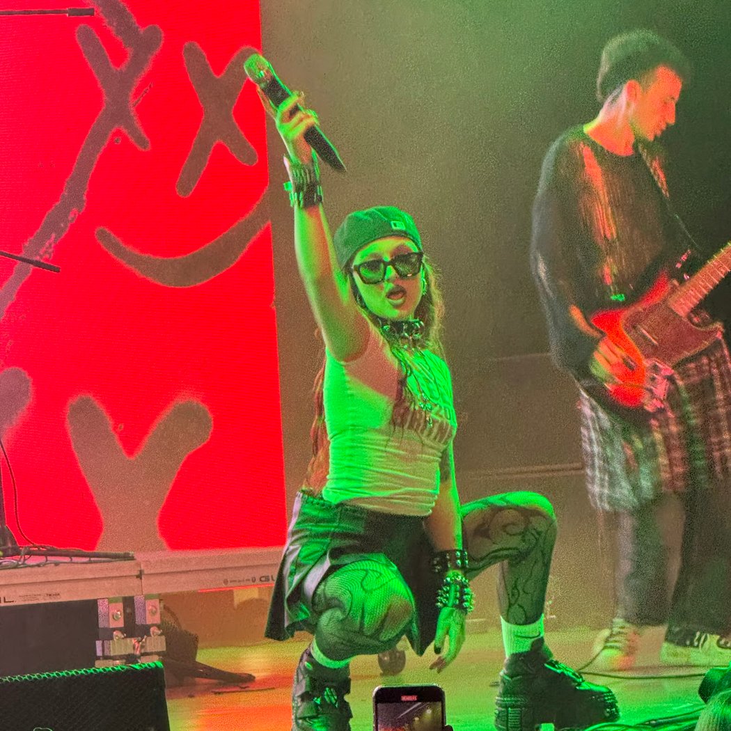 Carmela Live Show