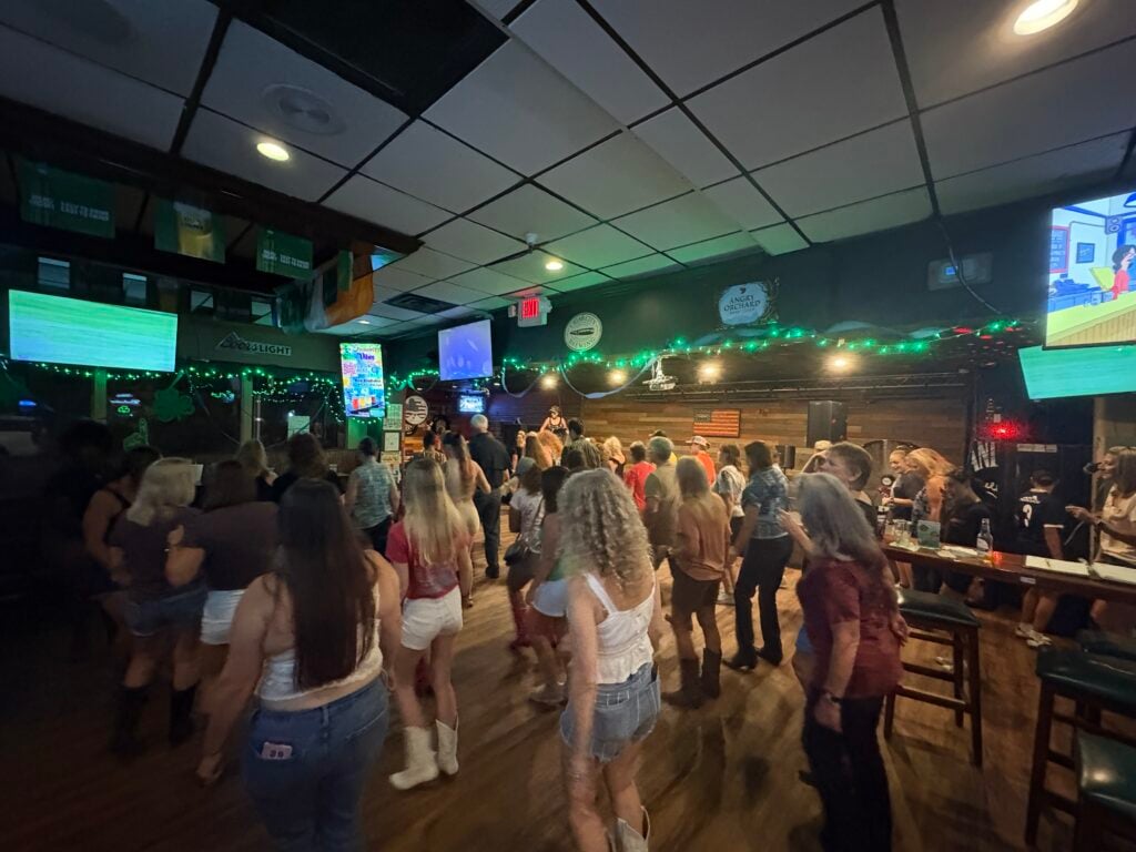 O’Brien’s Irish Pub & Grill 4