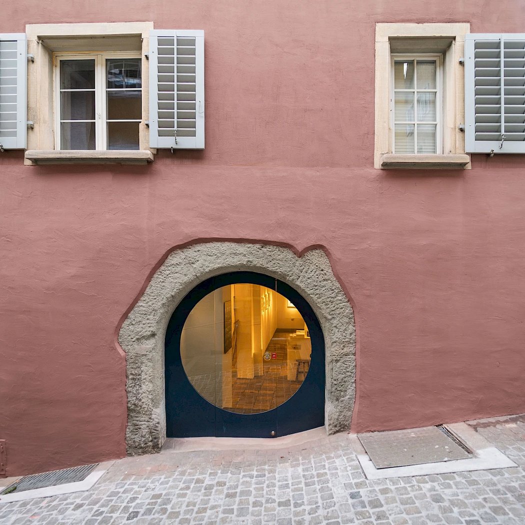Postmodernism in the Old Town