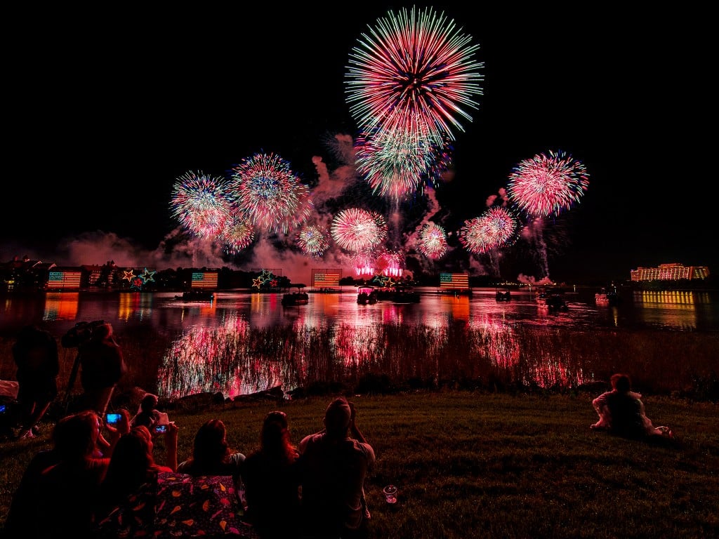 Aurora Independence Day Fireworks & Concert 1