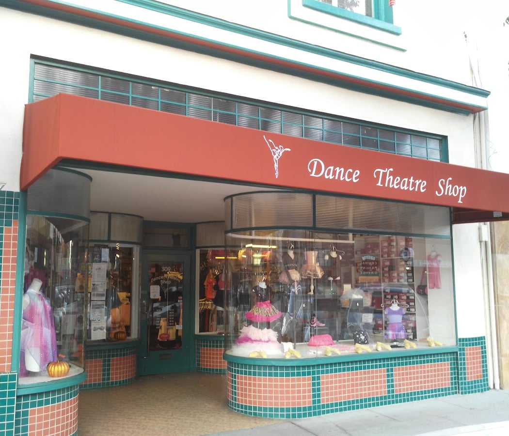Dance Theatre Shop 2