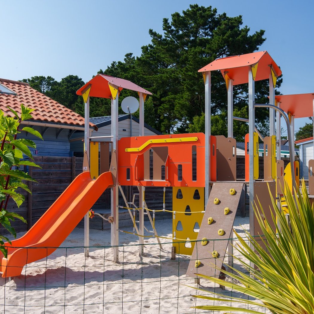 Camping du Vieux Château Tharon Plage 2