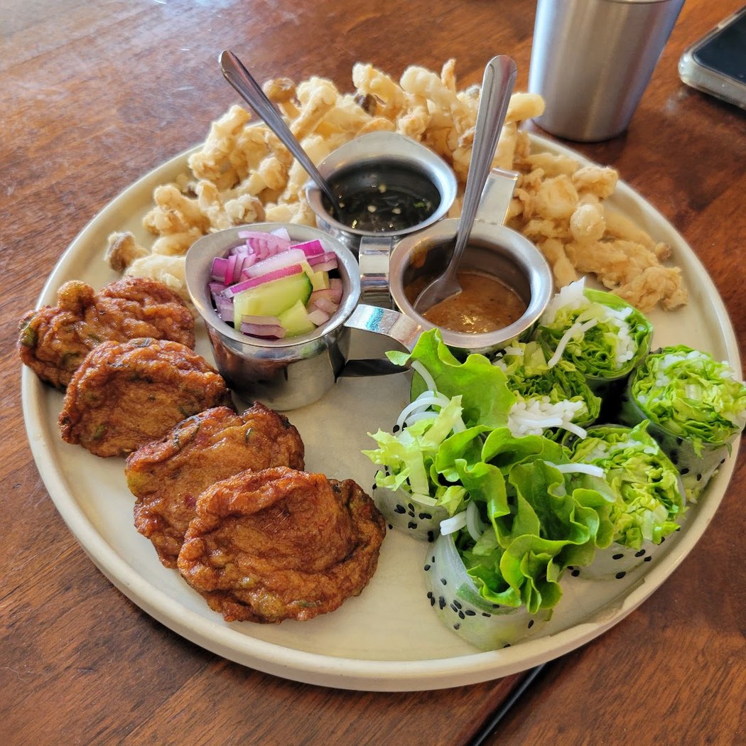 Mama Mu's Bistro 3