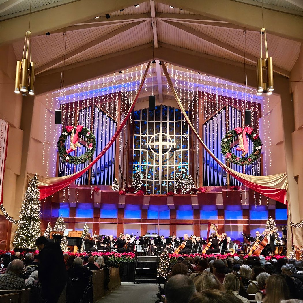 Chanticleer Holiday Concert 1