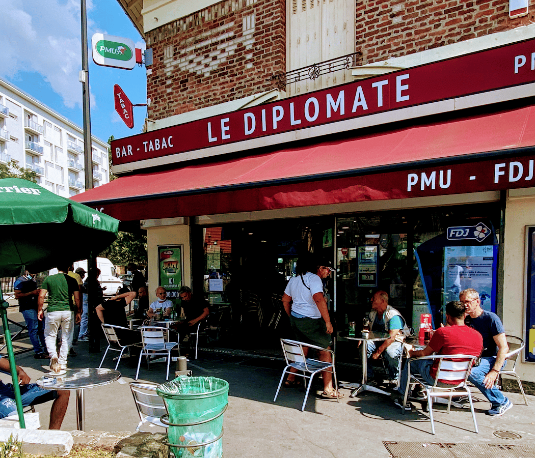 Bar / Tabac / PMU - Le Diplomate 1