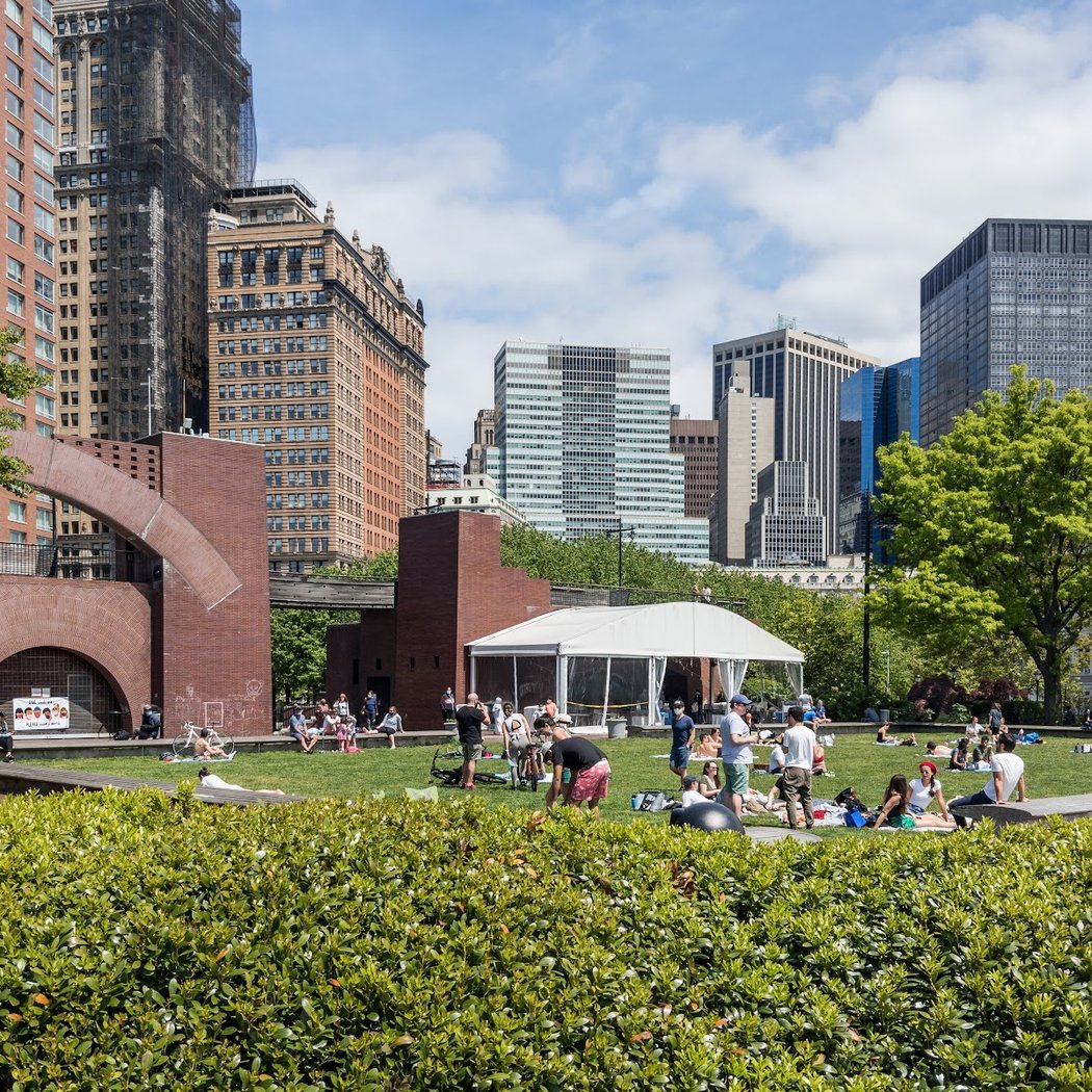 Broadway in Battery Park City 2
