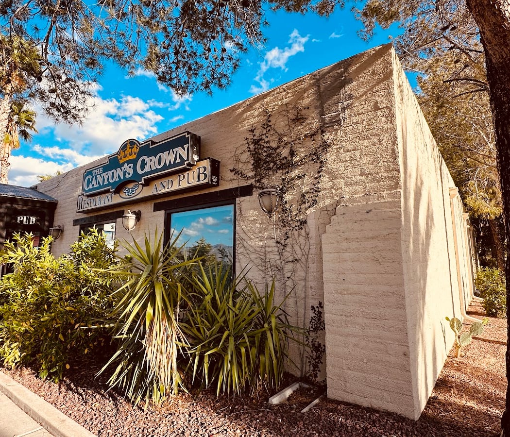 The Canyon's Crown Restaurant & Pub 2