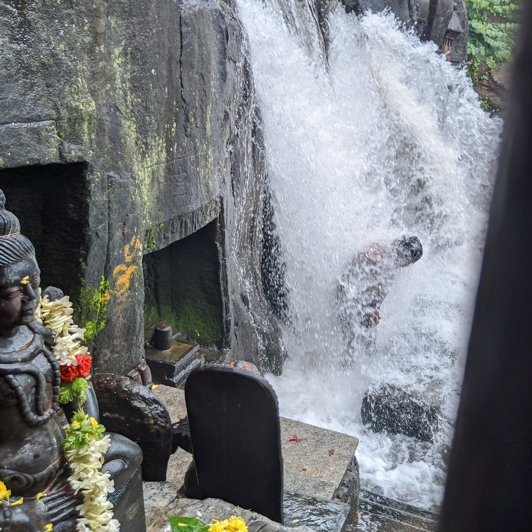 Kallathigiri Falls 1