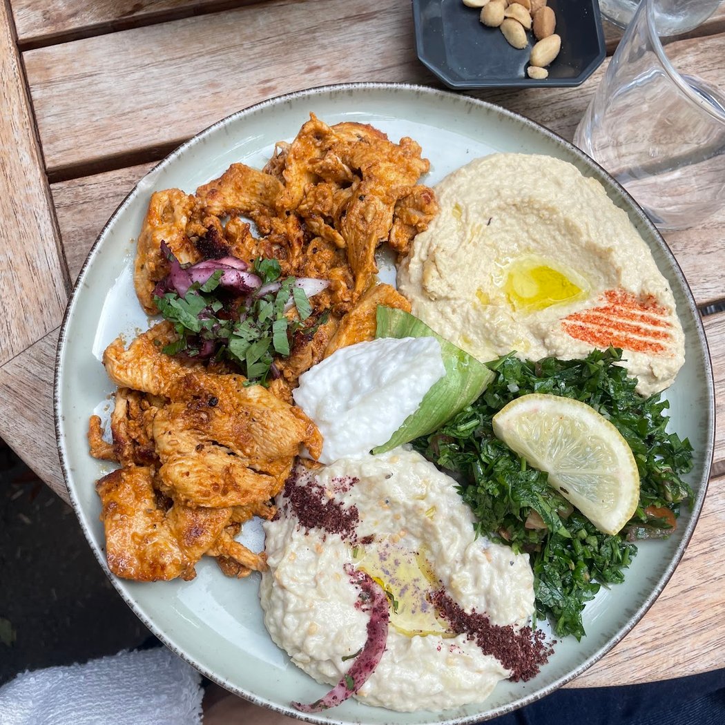 C'Issy Le Libanais 1