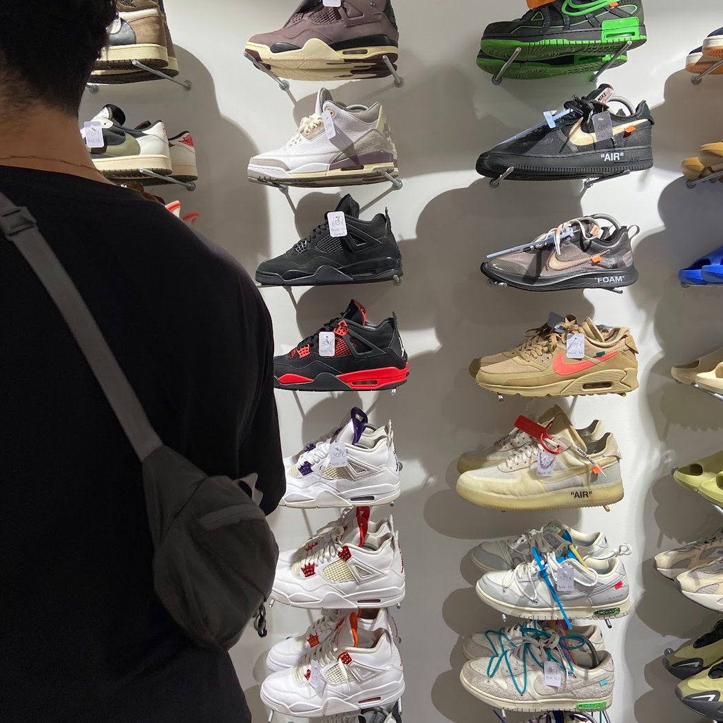 Les Pièces Vintage Store 1