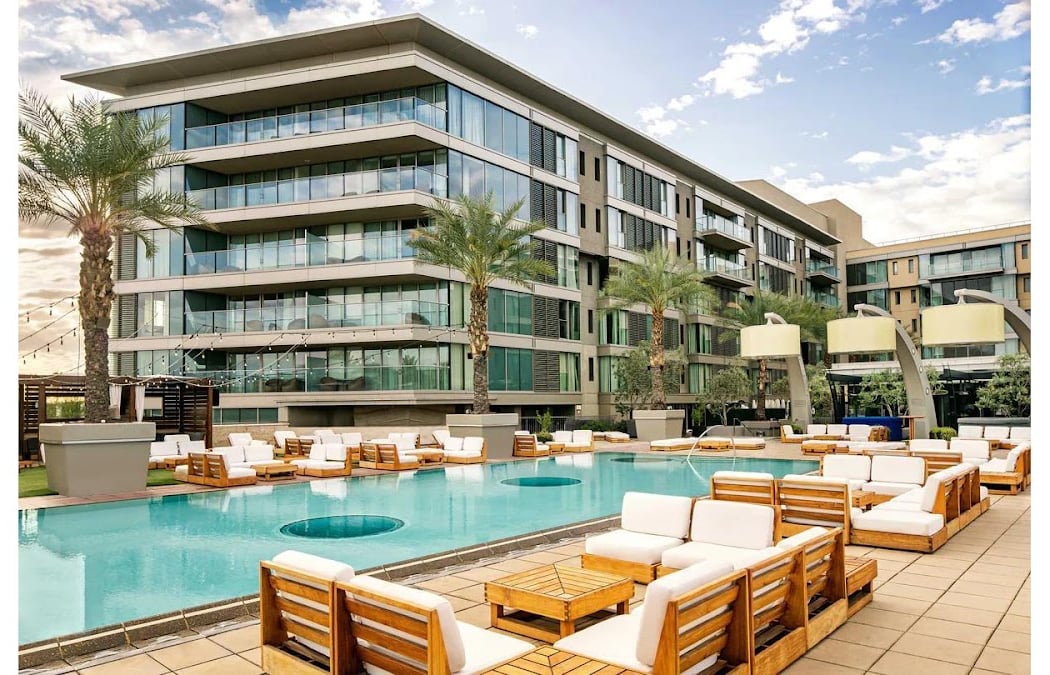 Sunday WET Deck Pool Events 1