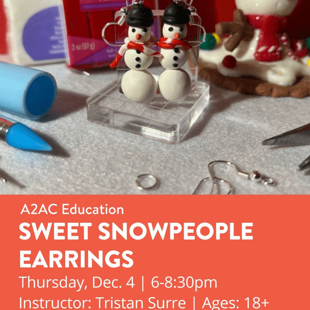 SWEET SNOWPEOPLE EARRINGS 1