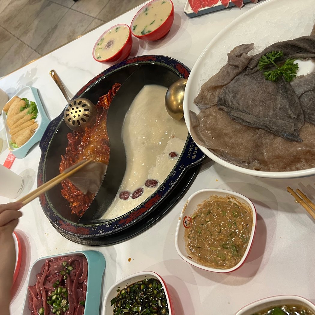 Long Men Bay Hotpot 龙门湾 3