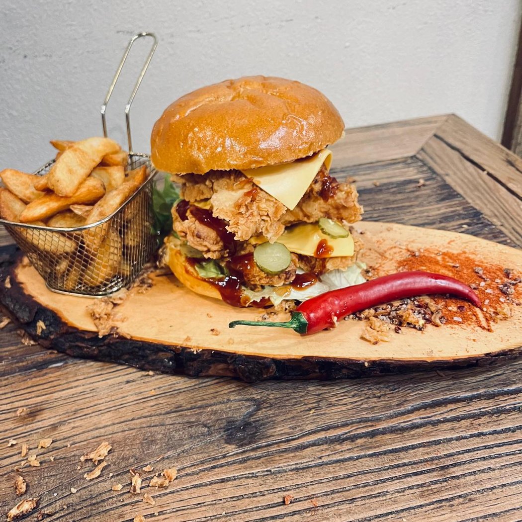 Naan's chicken & Smash Burger 1