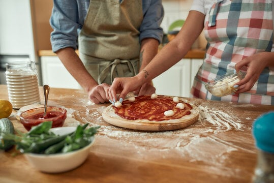 Hands-On Pizza Making Experience 3