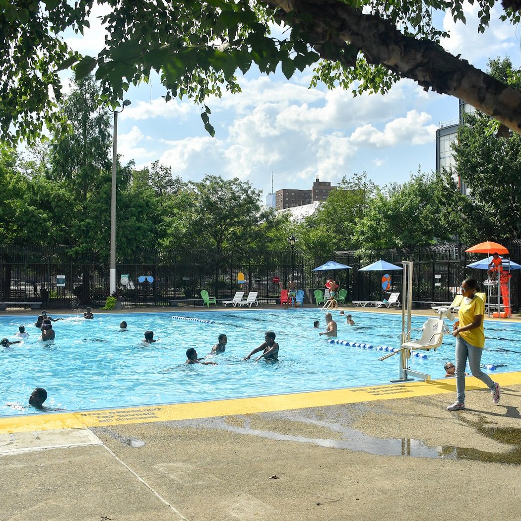 Commodore Barry Pool 2