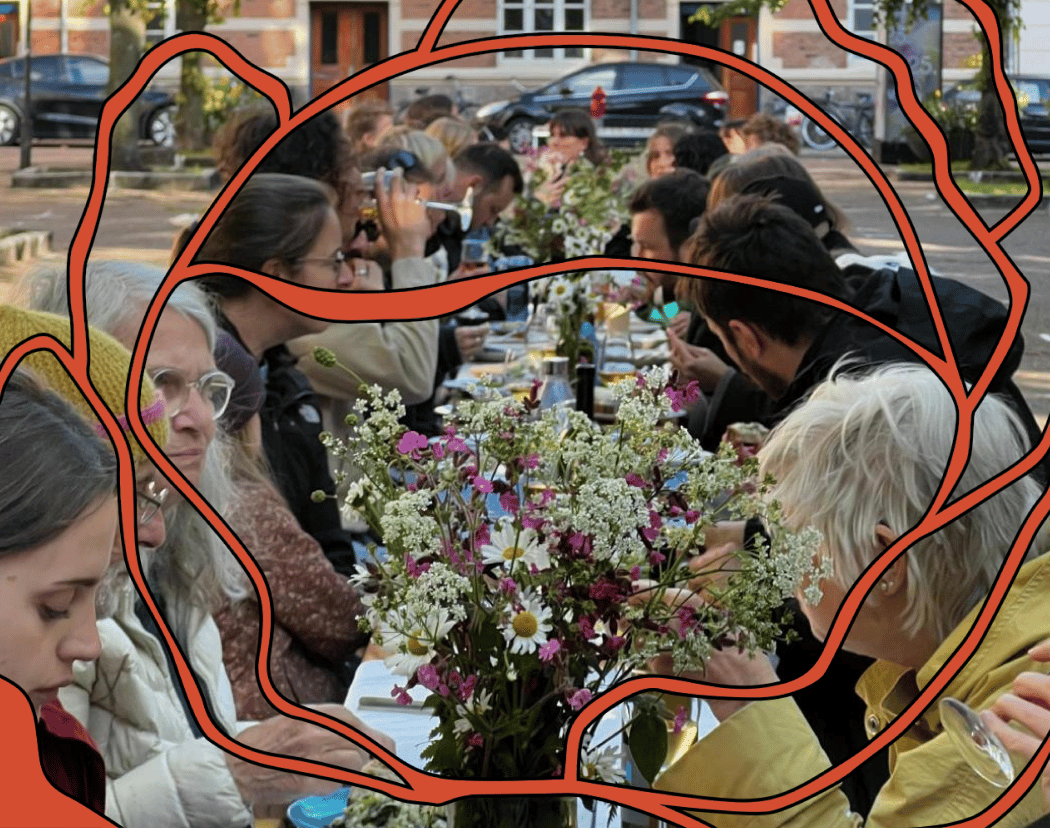 Langbordsmiddag i baggården X Stedet 1
