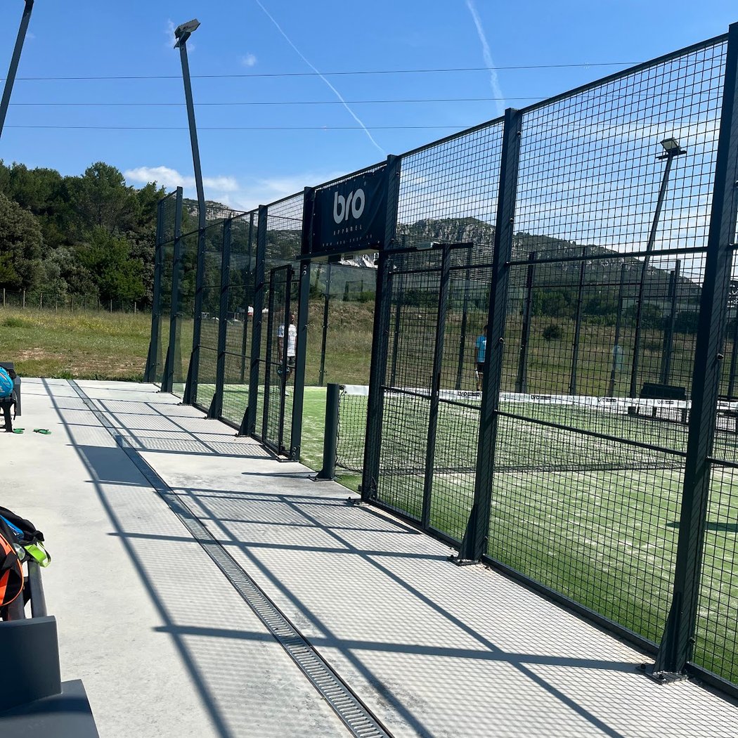 The Monkey Padel 2