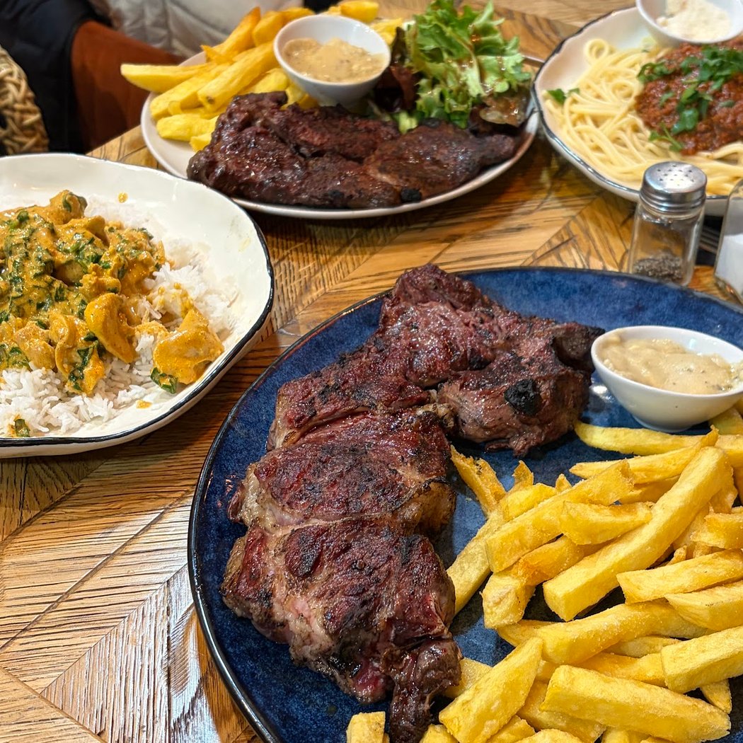 Arco BBQ Steak House 1