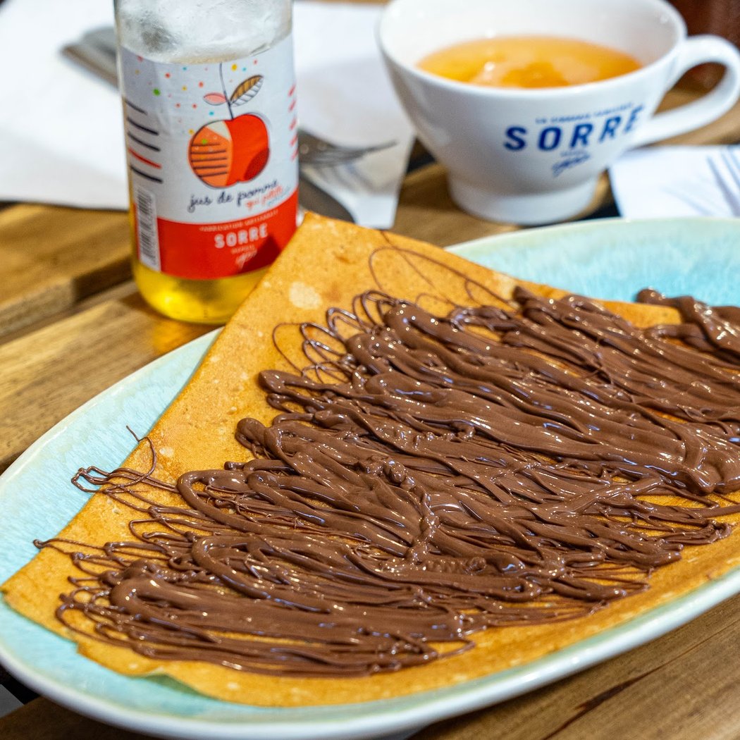 Lucette fait des crêpes 3