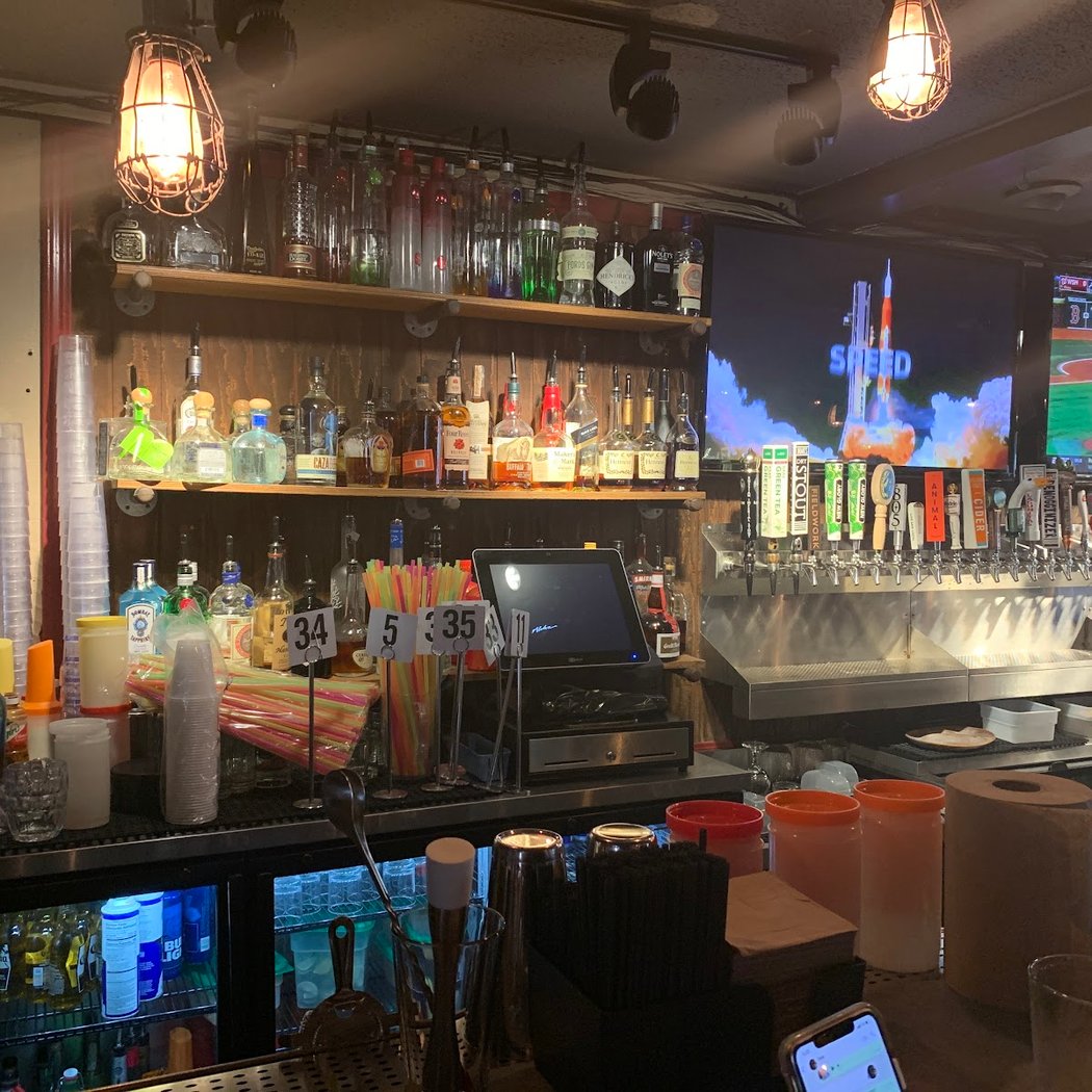 Kip’s Bar and Grill 2