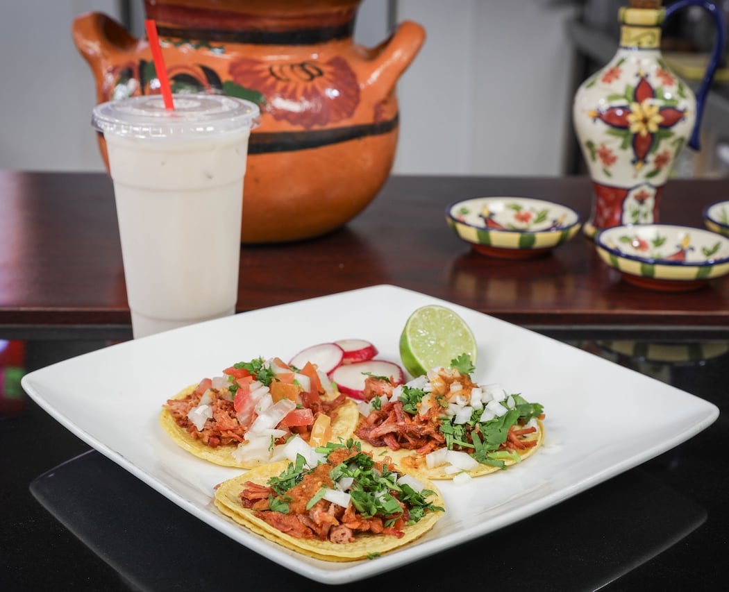 Hidalgo's Market, Taqueria, & Cantina 1