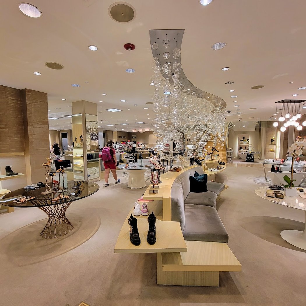 Saks Fifth Avenue 3