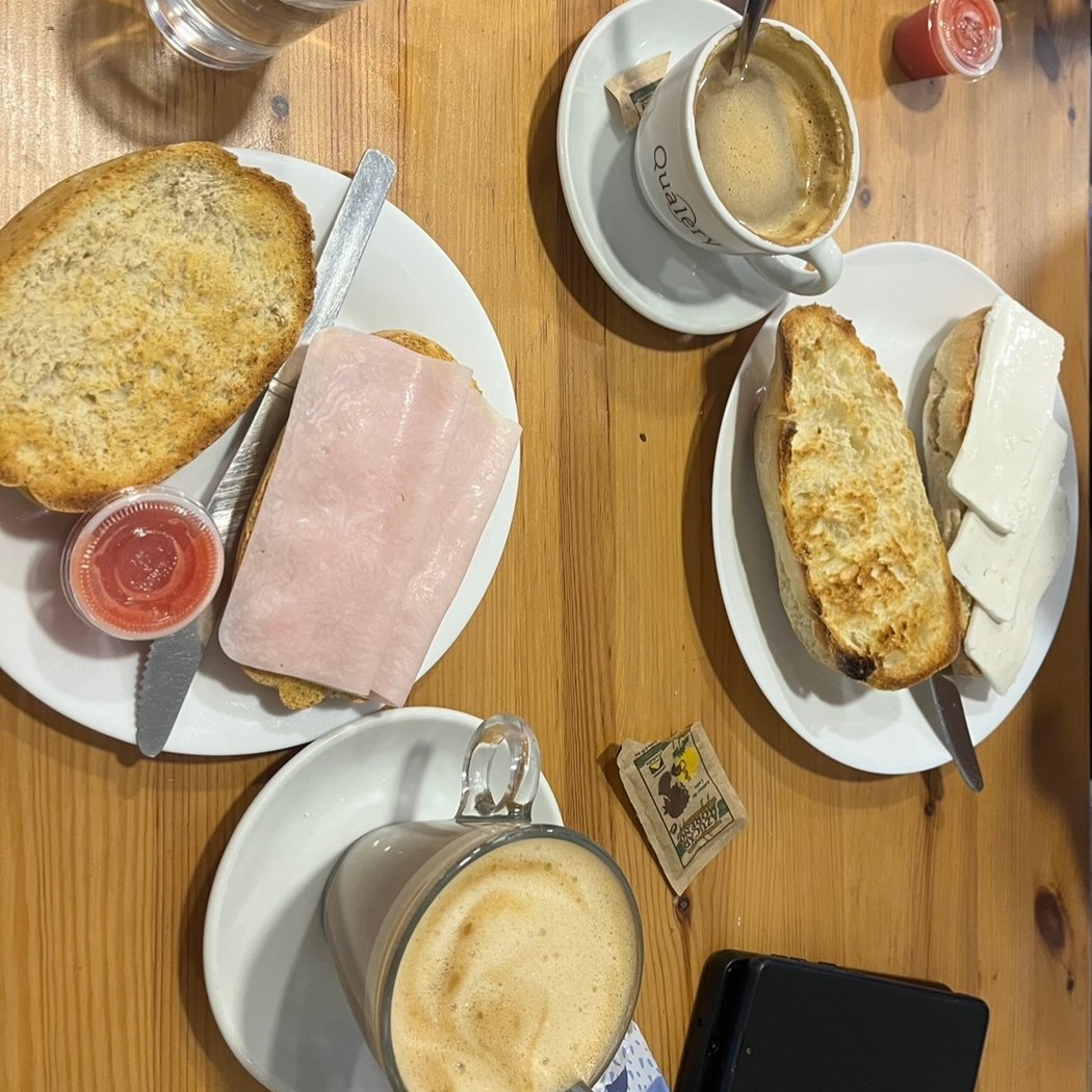 Cafetería La Esquina 1