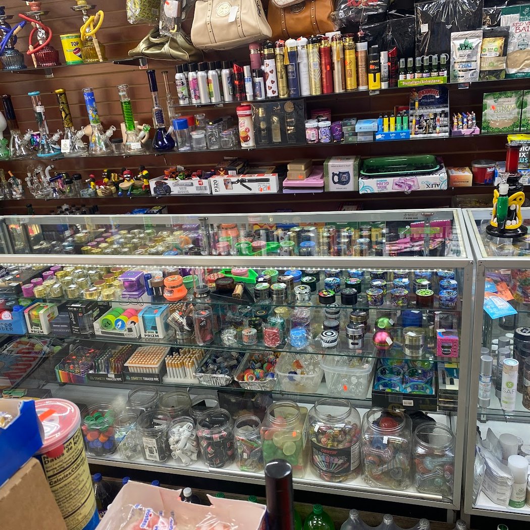 Snap & go Covenience and tobacco 3