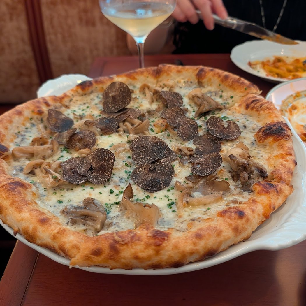 Scilla Restaurant 1