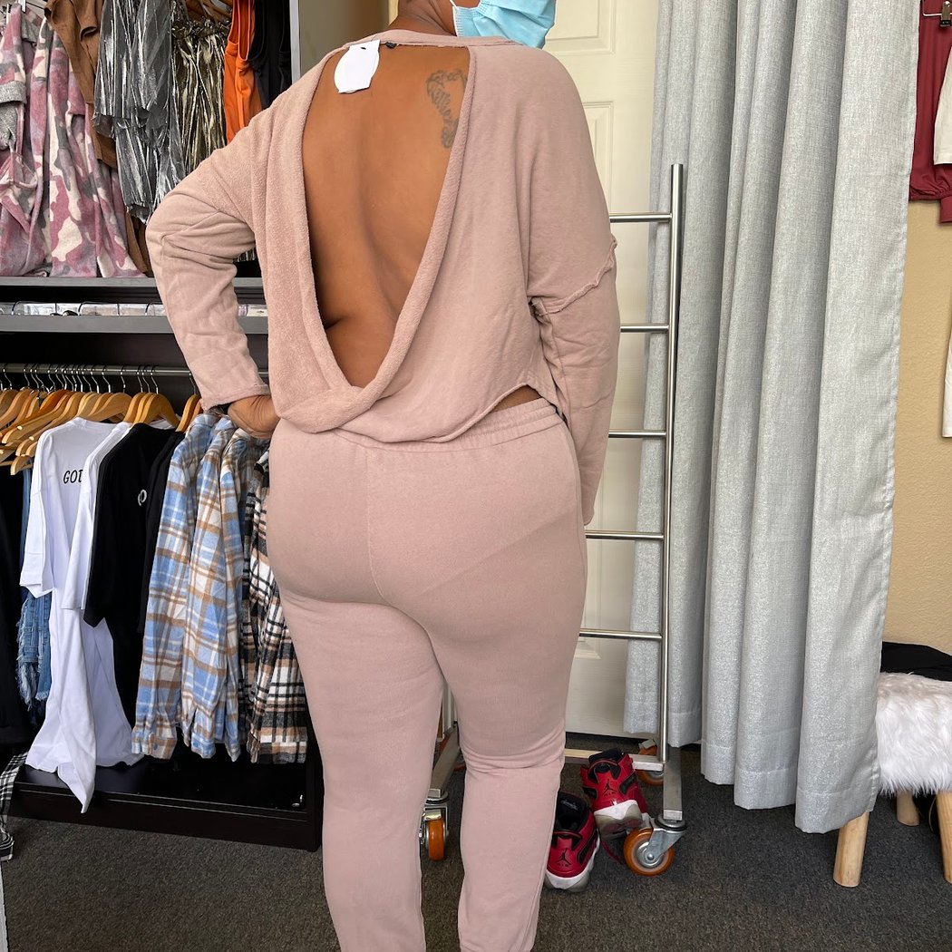 The Walk-In Closet Clothing Boutique 3