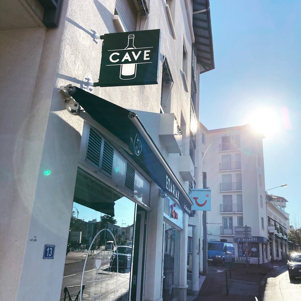 Edariak, Cave à Vins 3
