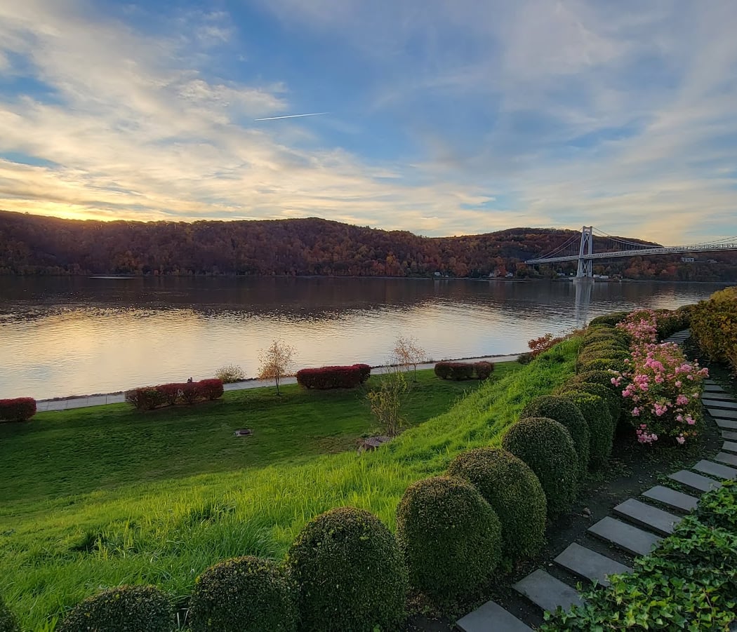 The Grandview 1