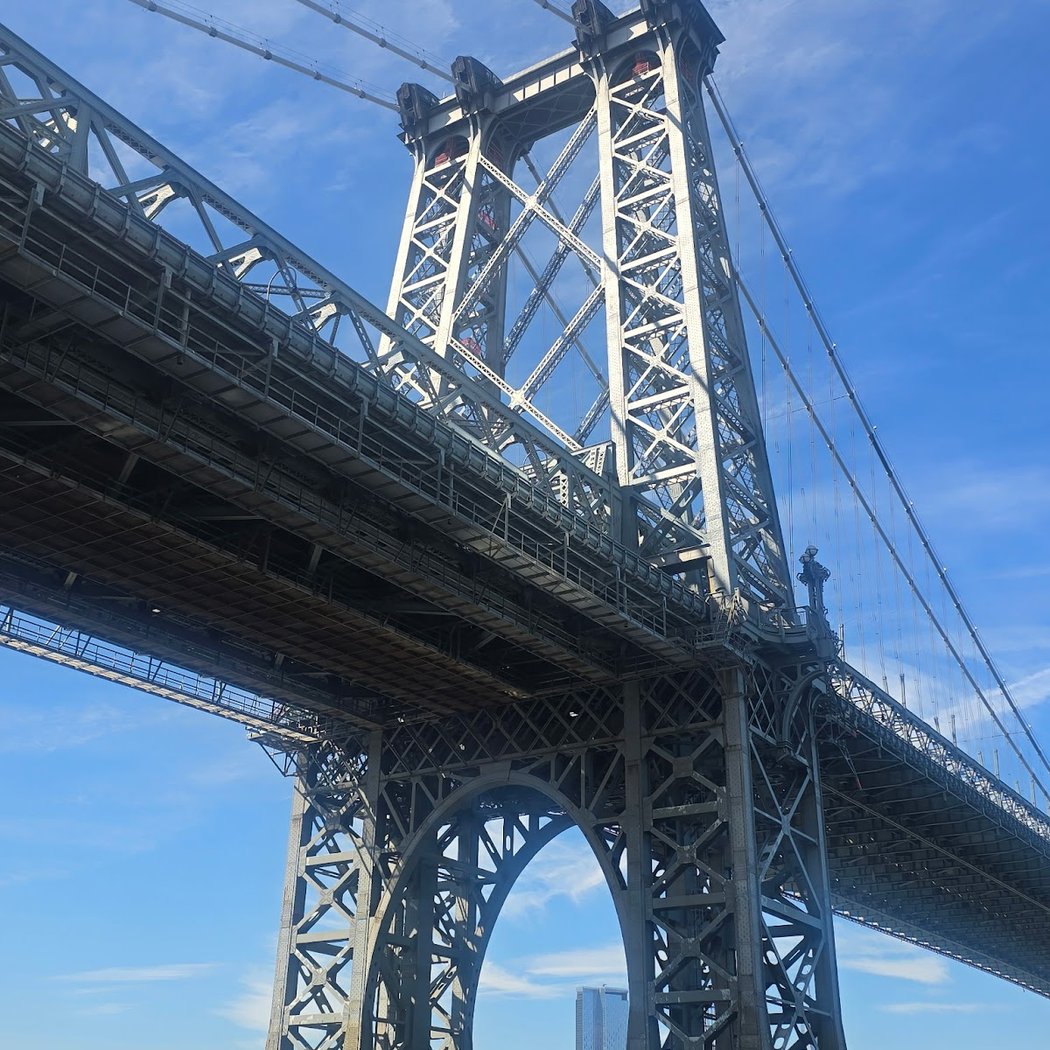 Williamsburg Bridge Pedestrian Path 4