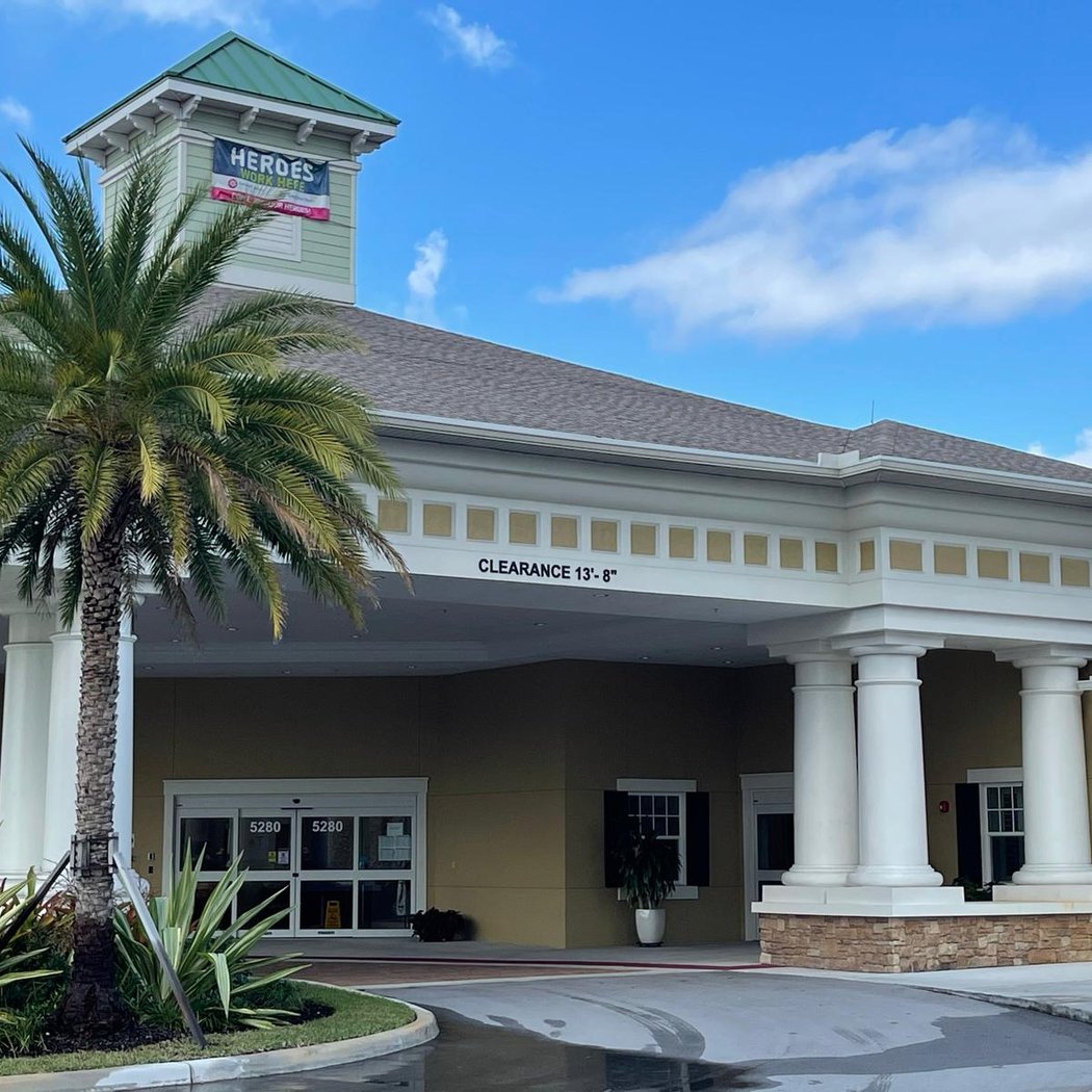 Kendall Lakes Health and Rehabilitation Center 2